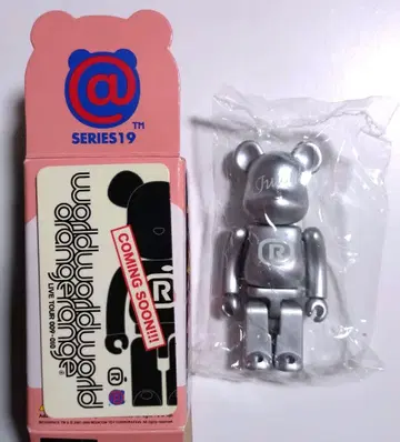 베어브릭 19 시크릿 오렌지 렌