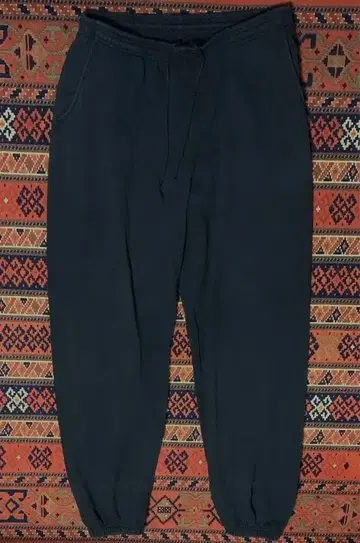 USA 제조 로스앤젤레스 어패럴 스웨트 팬츠 무지 솔리드 블랙