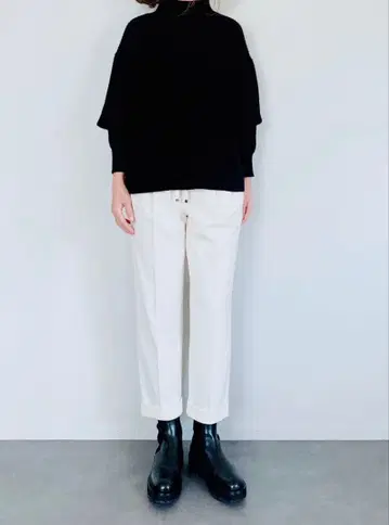 chou chou SELECT(셀렉) 속기모 센터 프레스 트랙 팬츠