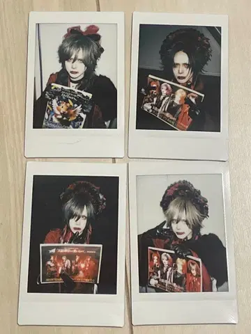 Royz  폴라로이드 4장