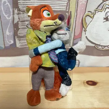 주토피아 닉 주디 허그 봉제 인형 키링 디즈니 스토어