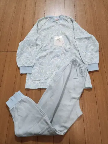 택 포함 새상품 와코루 쓰리시아 M