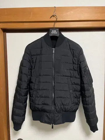 새상품급 TATRAS 다운 자켓 리버서블 MA-1 타트라스