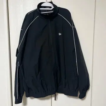 최종 가격 인하입니다. NEW ERA 블랙 셋업 XXL