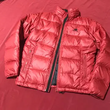 뉴발란스 빨간색 다운 자켓 새상품급 SALE