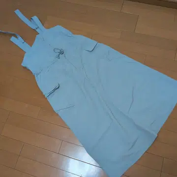 라이트 그레이 살로펫