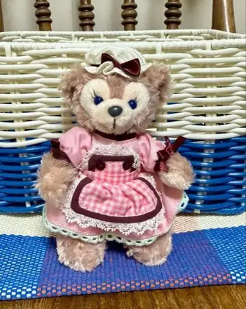 2013년 발렌타인 셰리메이 인형 배지 키링 익명 배송