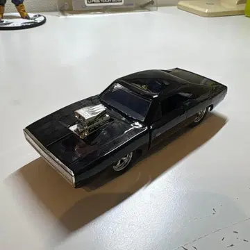 와일드 스피드, 도미니크 토레트, 더치 차저