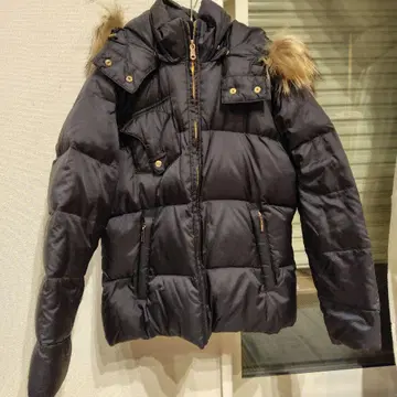 [ ellesse ] 블랙 다운 자켓 퍼 포함