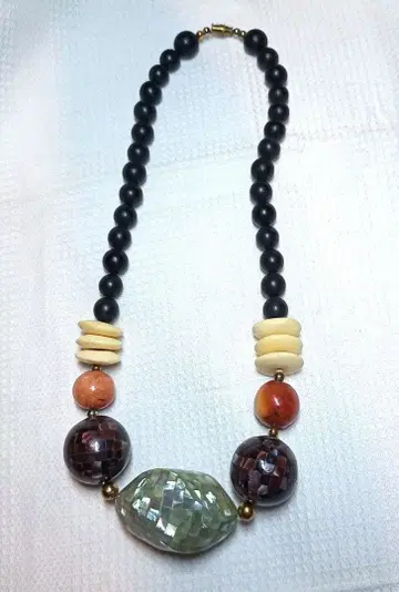 유니크 디자인 목걸이