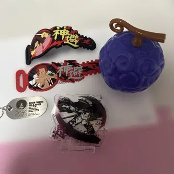 원피스 샹크스, 로저 세트