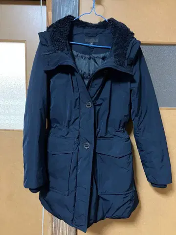 새상품급 유니클로 울트라웜 하이브리드 다운 코트 네이비 M 네이비