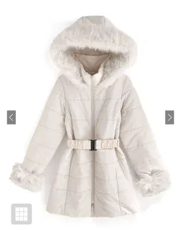 화이트 후드 부착 다운 자켓