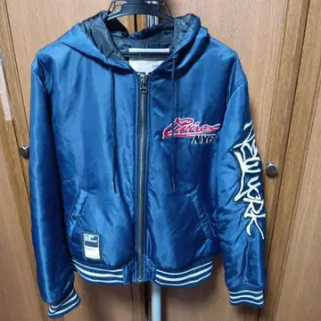 AVIREX 후드 부착 네이비