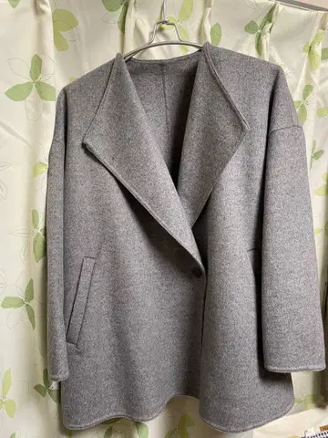 유니클로 오버 사이즈 그레이 울 혼방 숏코트 / S