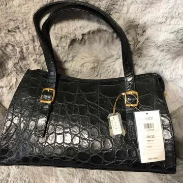 미사용 새상품 매트 크로커다일 핸드백