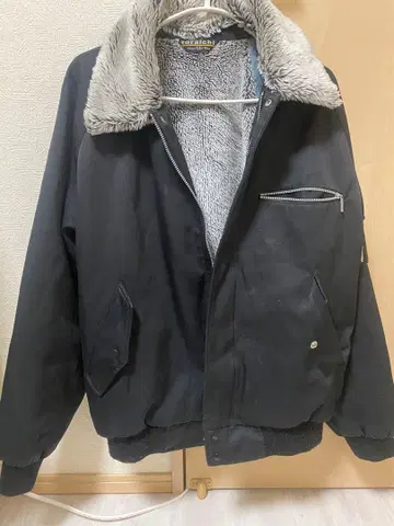 toraichi 블랙 다운 자켓 도카잔