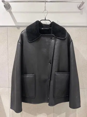 [ 새상품급 ] ZARA ZW 더블 페이스 자켓 사이즈 S 블랙