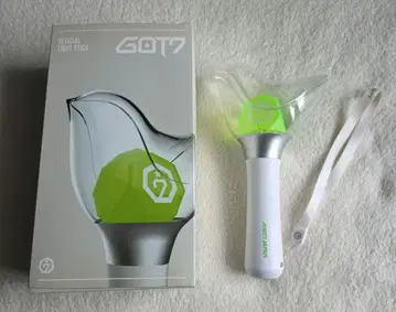 GOT7 OFFICIAL LIGHT STICK 응원봉