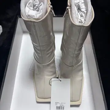 meltthelady enamel square short boots 36