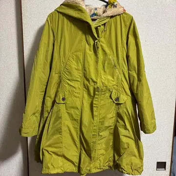 센소유니코 올리브 그린 모즈 코트 플리스 안감 부착