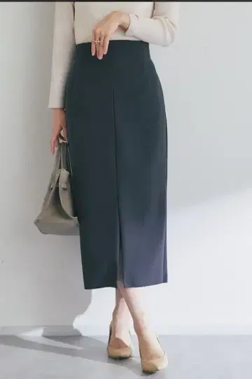 [ 새상품 ] 라부티크 봉봉 암젠 펜슬 스커트