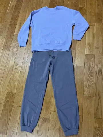 유니클로 울트라 스트레치 의류 S