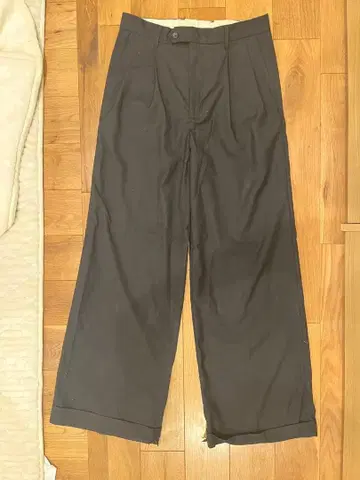 소에르테 와이드 스트레이트 슬랙스 팬츠 사이즈 2