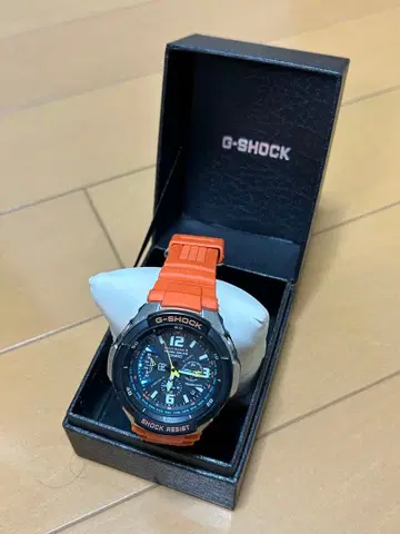 G-SHOCK 아날로그 쿼츠 손목시계 오렌지