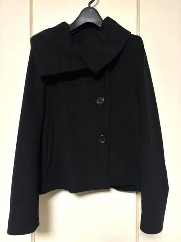 PROFILE 빅 칼라 캐시미어 혼방 숏 코트 블랙