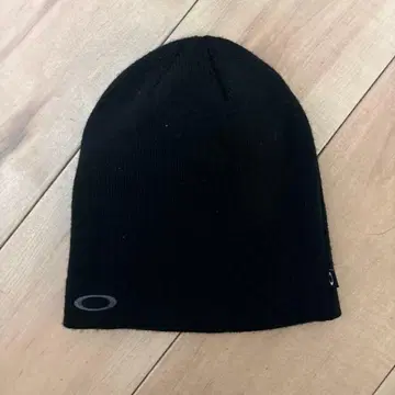 OAKLEY 비니 블랙 프리 사이즈