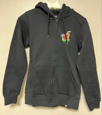 핫토이즈 마블 좀비 후드티 블랙