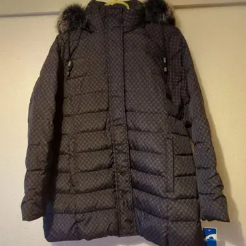 BE BORN 다운 코트