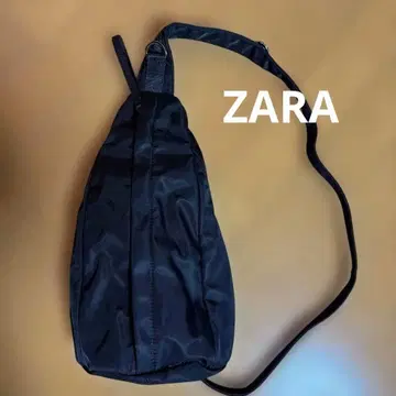 ZARA 블랙 바디백