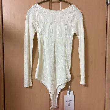 [ 새상품 ] 25aw 로즈 레이스 니트 바디수트 size2 인기 아이템