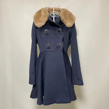 CECI McBEE 퍼 카라 부착 코트 M 사이즈