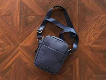 LACOSTE 네이비 숄더백