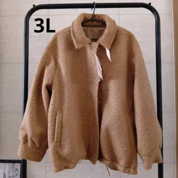 미사용 새상품 Avail 부클레 카라 부착 보아 자켓