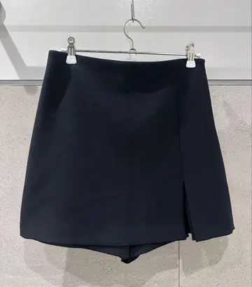 ZARA 슬릿 헴 스코트 S 사이즈 블랙