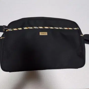 닥스 DAKS 블랙 숄더백 카메라백