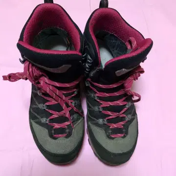 GORE-TEX 등산화 아쿠아 그레이/핑크 size 23.5