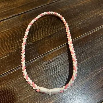 스마트 액세서리 스포츠 모델 목걸이 핑크 화이트