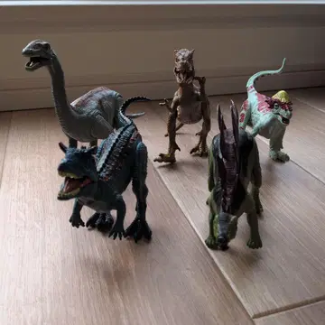 코스트코 공룡 피규어 5체 세트 울음 소리 빛나는