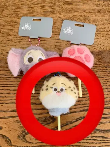 주토피아 크로우 COTTON CANDY 키링