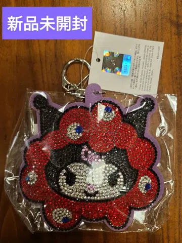 미개봉 새상품 산리오 쿠로미 미야쿠미야쿠 반짝이 가죽 키링 만박