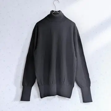 Spick & Span 18G 터틀넥 풀오버 니트 블랙