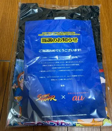 새상품 미개봉 스트리트 파이터 x au T셔츠 블랙