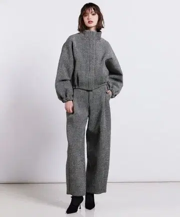 시착 정도 sov. 정가 10만 트위드 본딩 블루종 팬츠 셋업