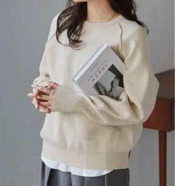 미사용 새상품 택 포함 인기 완판 RANAN 니트 맨투맨 라이크 니트