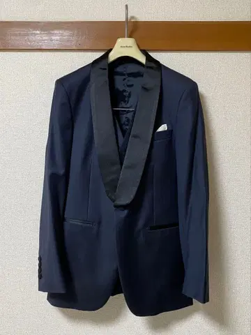 트리트 드레싱 턱시도